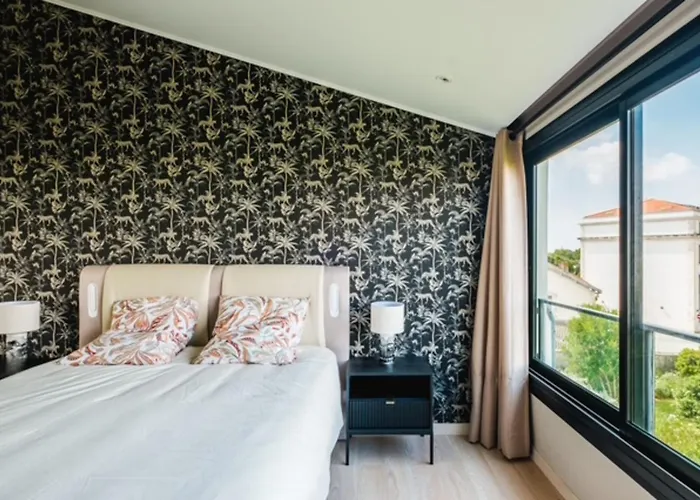 Bright With Panoramic Views Apartamento