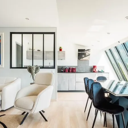 Διαμέρισμα Bright With Panoramic Views *